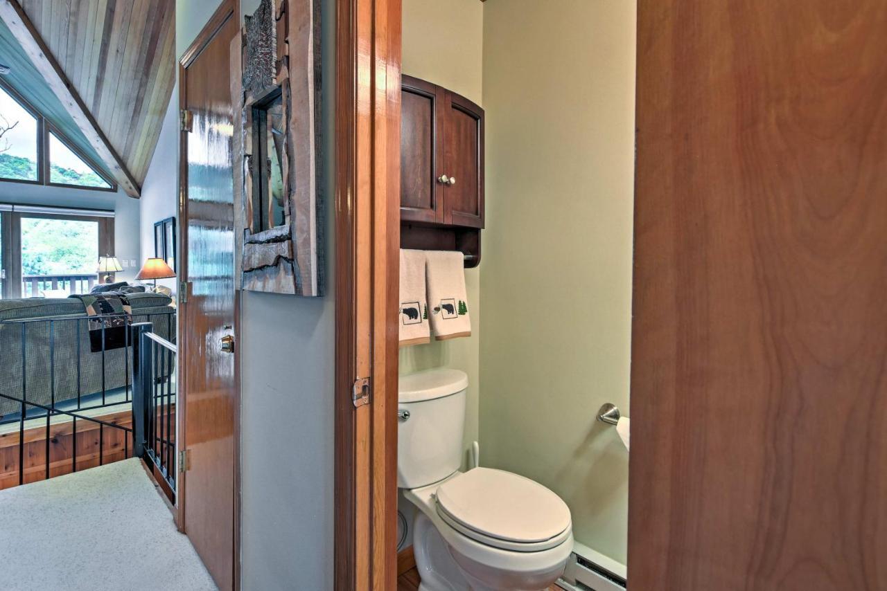 Beech Mountain Condo With Balcony, Walk To Resort! Dış mekan fotoğraf