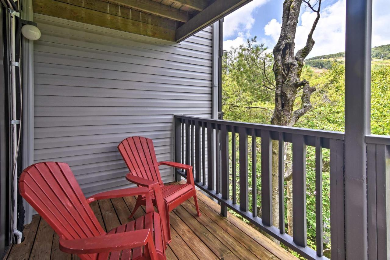Beech Mountain Condo With Balcony, Walk To Resort! Dış mekan fotoğraf